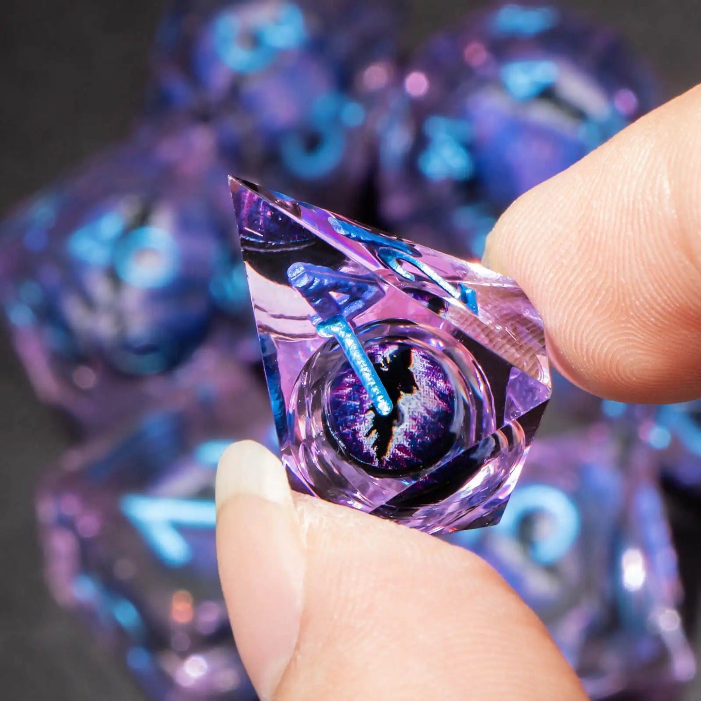 DND Resin Polyhedral Dice Set with Longan Design, Sharp Edge Liquid Core